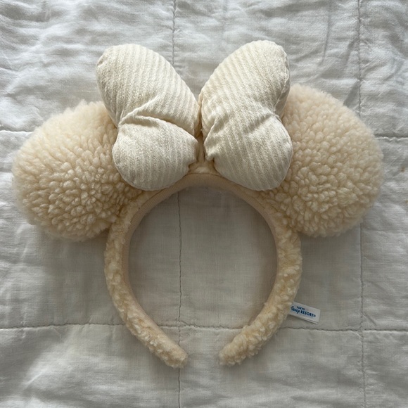 Tokyo Disneyland Mickey Mouse Disney Ears Fleece Cream Plush Bow Hairband - Picture 1 of 3